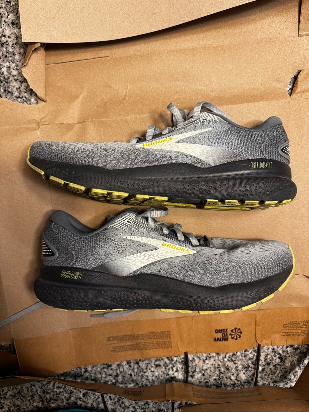 Brooks Ghost 16 men’s running shoes - NO INSOLES